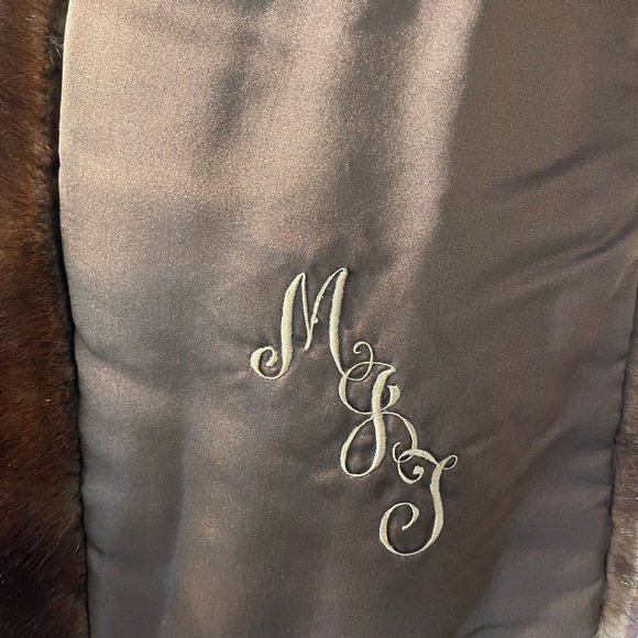 Evans Chicago Paris Milan Women's Mink Fur Shawl With Two Pockets Monogram MRS - Picture 4 of 6